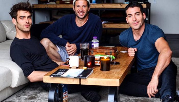 Miguel Ángel Silvestre y Jon Kortajarena dos guapos disfrutando en Los Ángeles